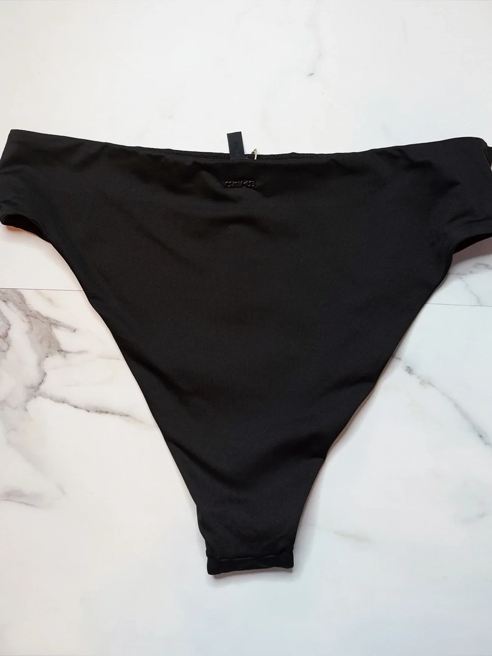 NWT Skims Signature Swim Mid Waist Bikini Bottom